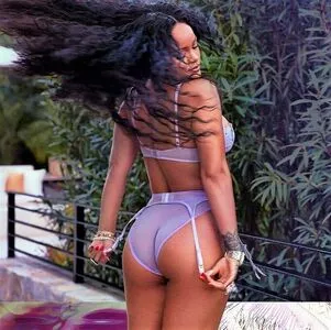 Rihanna Onlyfans Leaked Nude Image #pnFcv927hE