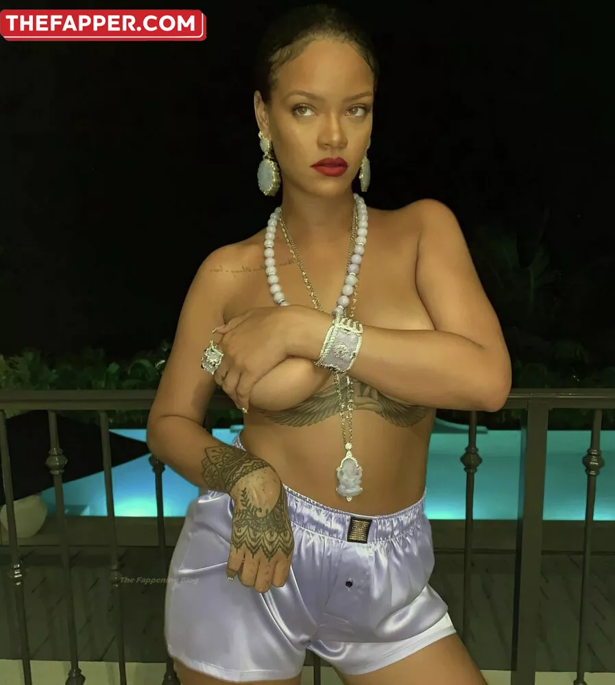 Rihanna  Onlyfans Leaked Nude Image #tgL48Ua55z