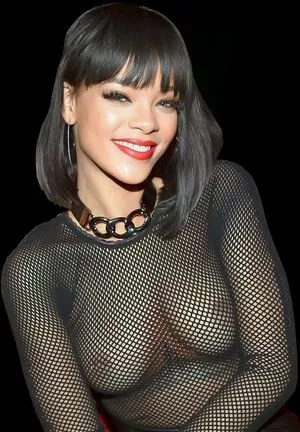 Rihanna Onlyfans Leaked Nude Image #xILHHvvfnZ