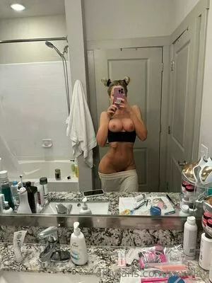 Riley Steele Onlyfans Leaked Nude Image #SHIv00JAxj