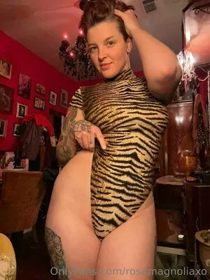 Rosamagnoliaxo Onlyfans Leaked Nude Image #Fyna8ABxcq