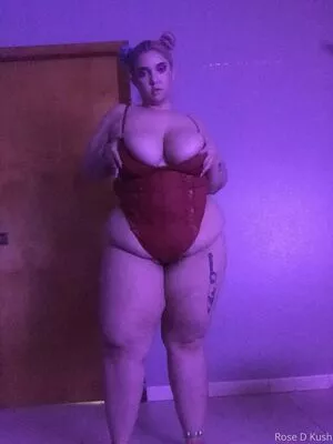 Rose_d_kush Onlyfans Leaked Nude Image #RXBvNGhKGO