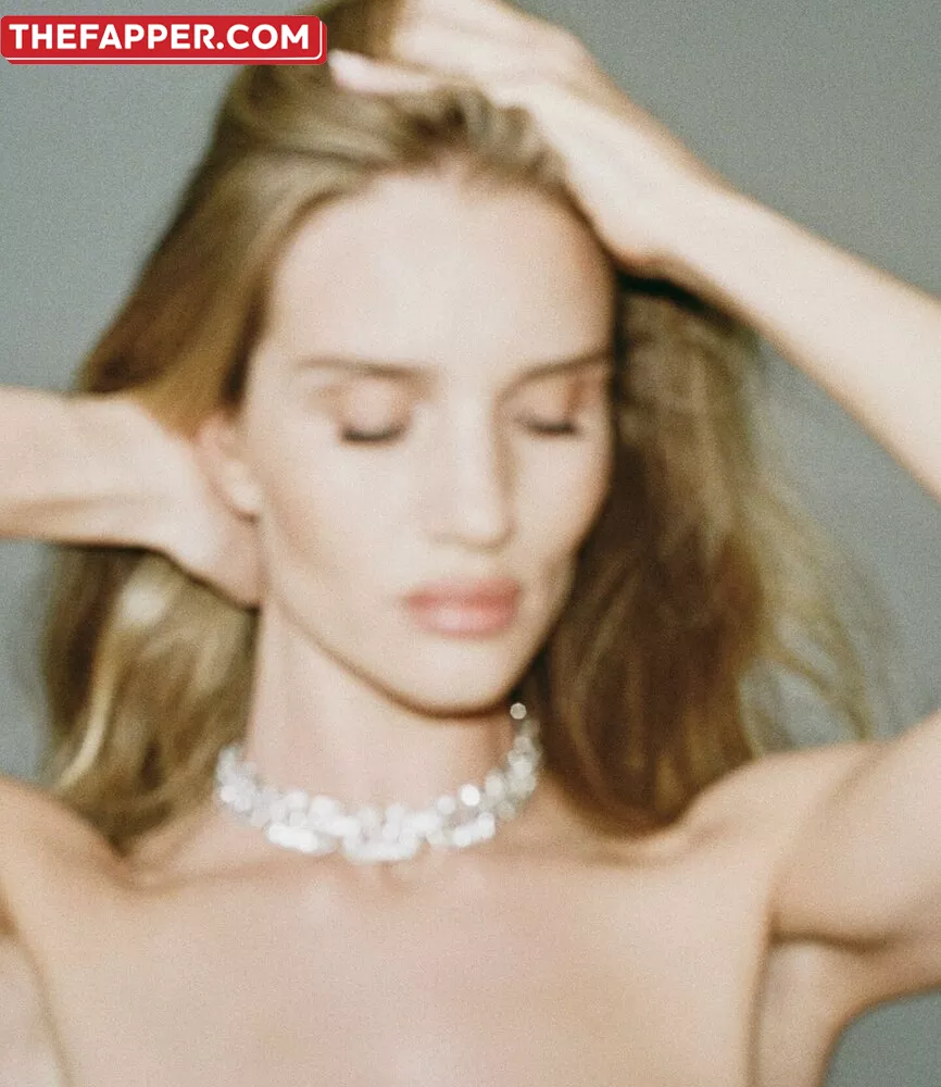 Rosie Huntington Whiteley  Onlyfans Leaked Nude Image #RmrRiBTWg6