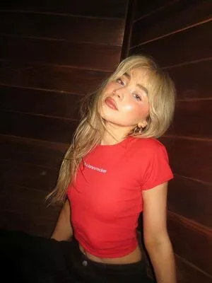 Sabrina Carpenter Onlyfans Leaked Nude Image #ZW4M4xLgf4