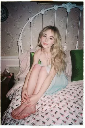 Sabrina Carpenter Onlyfans Leaked Nude Image #jjTOFleuo5