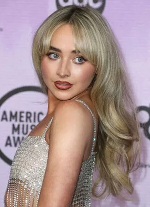 Sabrina Carpenter Onlyfans Leaked Nude Image #k273D92gff