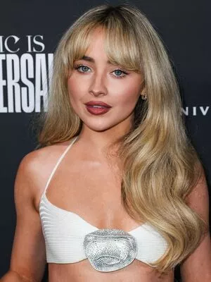 Sabrina Carpenter Onlyfans Leaked Nude Image #koMtZlAwNW