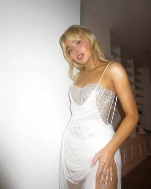 Sabrina Carpenter Onlyfans Leaked Nude Image #lAgUmOruc3