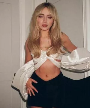 Sabrina Carpenter Onlyfans Leaked Nude Image #riTerpD2VC