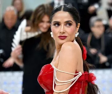 Salma Hayek Onlyfans Leaked Nude Image #P7jHc2Cn4q