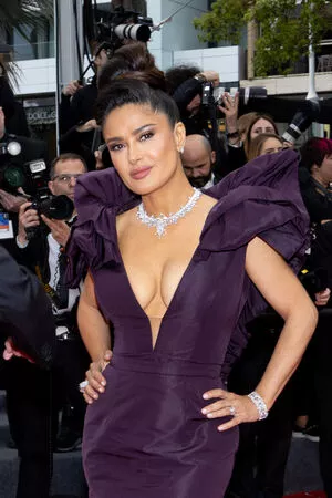 Salma Hayek Onlyfans Leaked Nude Image #s592MFCjEk