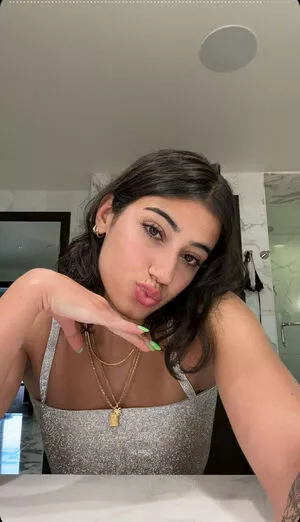 Sara Saffari Onlyfans Leaked Nude Image #N8KuA9mxxD