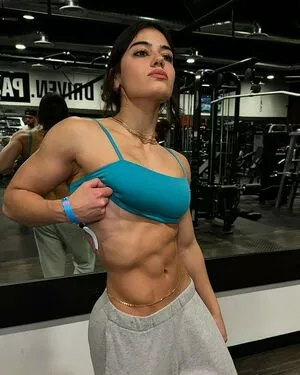 Sara Saffari OnlyFans Leak PgOImDy89Y