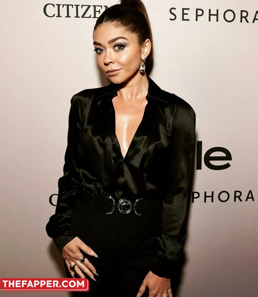 Sarah Hyland  Onlyfans Leaked Nude Image #bbhevR2shU