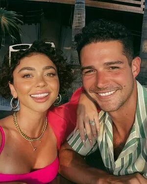 Sarah Hyland Onlyfans Leaked Nude Image #wsvd61cbhx