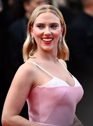 Scarlett Johansson Onlyfans Leaked Nude Image #4zn1YV2Uzb