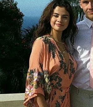 Selena Gomez Onlyfans Leaked Nude Image #dd85Gm36Tj