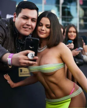 Selena Gomez Onlyfans Leaked Nude Image #gwSu8Ptiwh