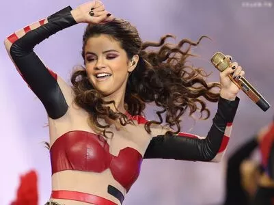 Selena Gomez Onlyfans Leaked Nude Image #klKYCTIHsE