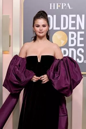 Selena Gomez Onlyfans Leaked Nude Image #mTEg1I7HLn