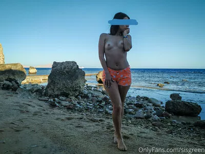 Sisgreen Onlyfans Leaked Nude Image #H7Z6FTlbjh