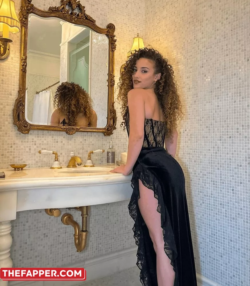 Sofie Dossi  Onlyfans Leaked Nude Image #2IBItgW9Zm