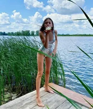 Stefania Deriabina Onlyfans Leaked Nude Image #8iuKh9n71n