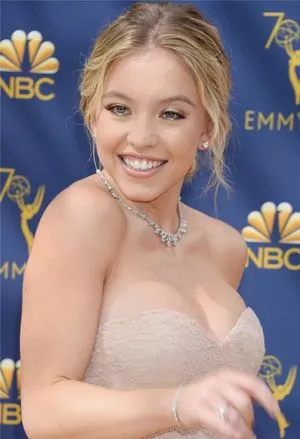 Sydney Sweeney Onlyfans Leaked Nude Image #yiZw7VICav