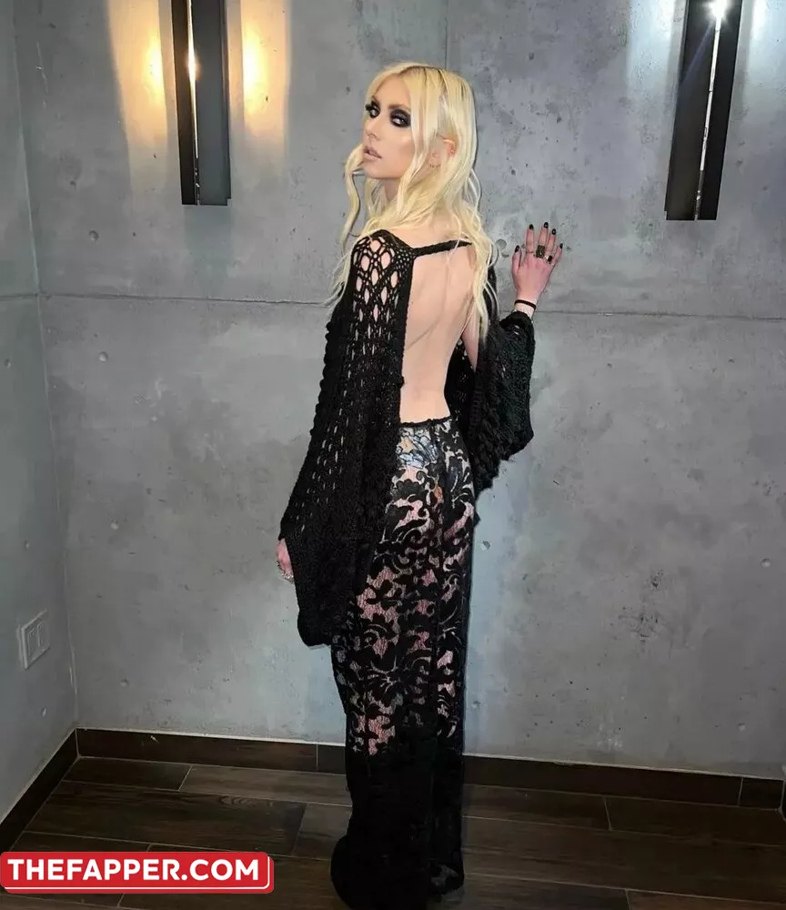 Taylor Momsen  Onlyfans Leaked Nude Image #BgLHtwOmGL