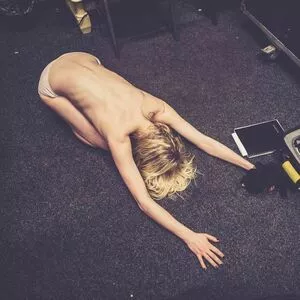 Taylor Momsen Onlyfans Leaked Nude Image #hO5aZf53Vo