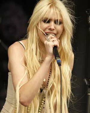 Taylor Momsen Onlyfans Leaked Nude Image #zyXzjooVzi