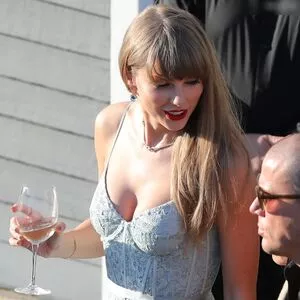 Taylor Swift Onlyfans Leaked Nude Image #MF9XS2BzzD