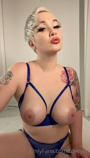 Toveyah Onlyfans Leaked Nude Image #3tumNW5xV3