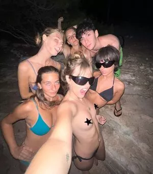 Victoria De Angelis Onlyfans Leaked Nude Image #oYyJ2mVpTn