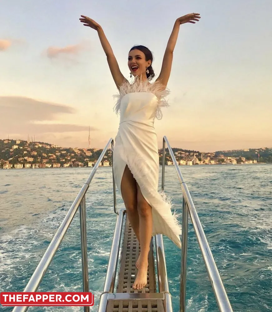 Victoria Justice  Onlyfans Leaked Nude Image #WRrCrf87OU