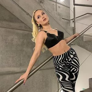 Zara Larsson Onlyfans Leaked Nude Image #pVEYBqMv45