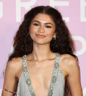 Zendaya Onlyfans Leaked Nude Image #10WwLSVliv