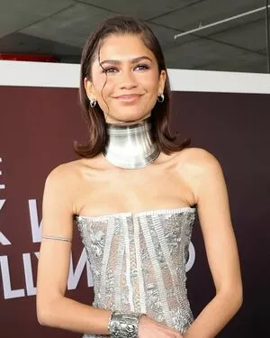 Zendaya Onlyfans Leaked Nude Image #7bxchELumA