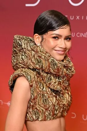 Zendaya Onlyfans Leaked Nude Image #gzO8R5QUVd